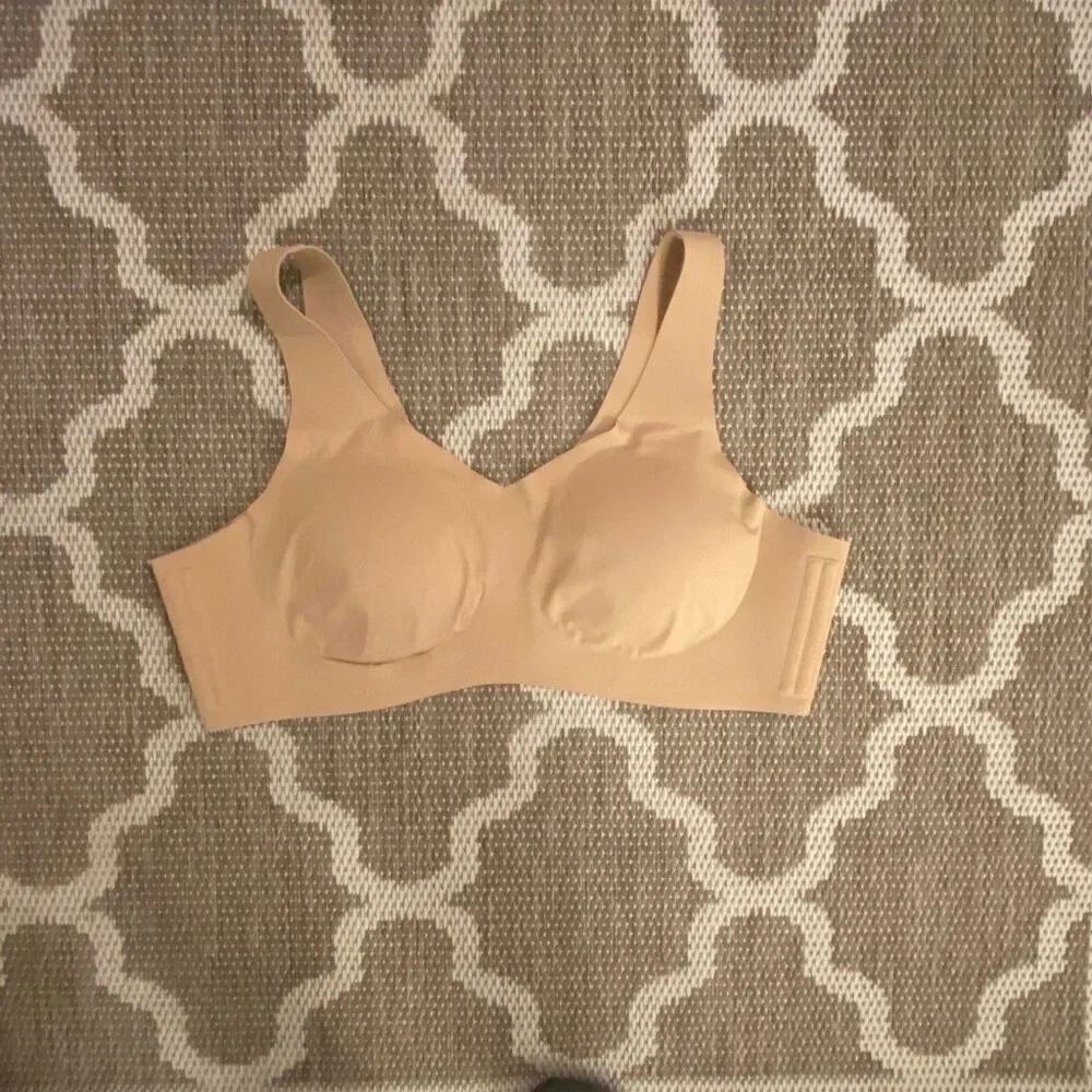 HoneyLove soft foam, V-neck wireless bra size 3X